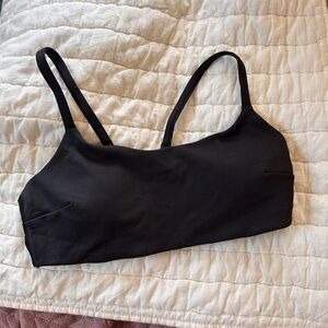 Lululemon wunder train sports bra